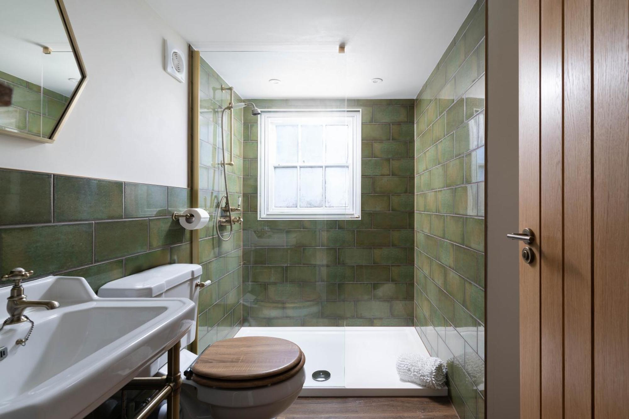 Modern Central One Bedroom Apartment In Penzance Eksteriør billede