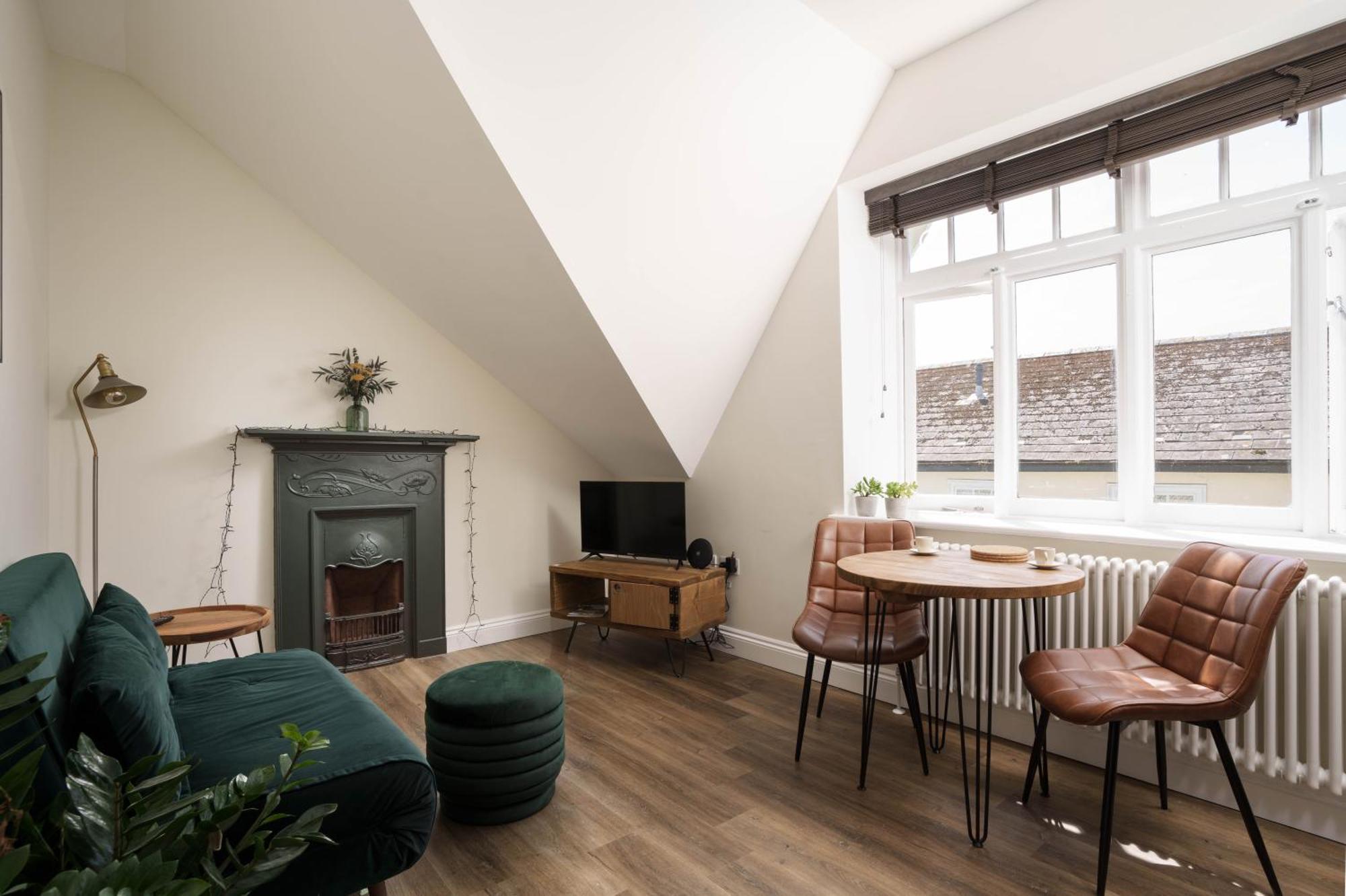 Modern Central One Bedroom Apartment In Penzance Eksteriør billede