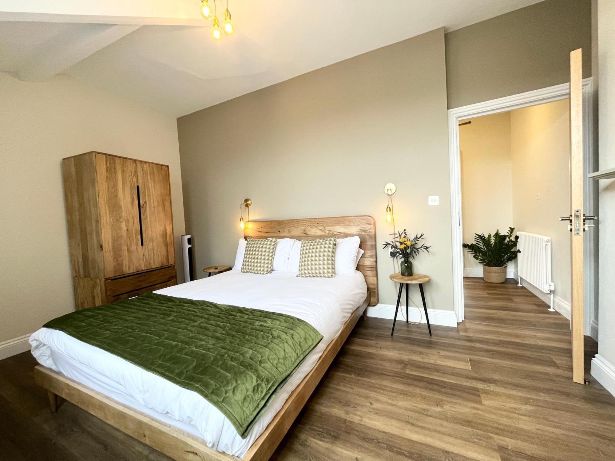 Modern Central One Bedroom Apartment In Penzance Eksteriør billede